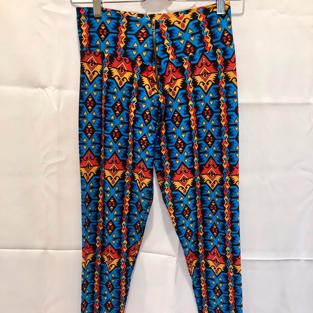 Geometric Tribal Print Leggings